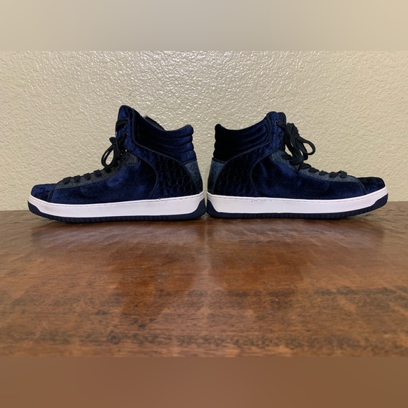 NWOT Zara Man Size 9 Navy Blue Quilted Velvet Snake Print Hi-Top Sneakers - Picture 7 of 15